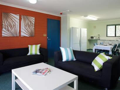 Ecu Joondalup Hostel Пърт Екстериор снимка