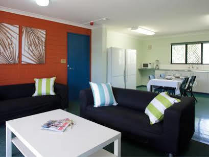 Ecu Joondalup Hostel Пърт Екстериор снимка